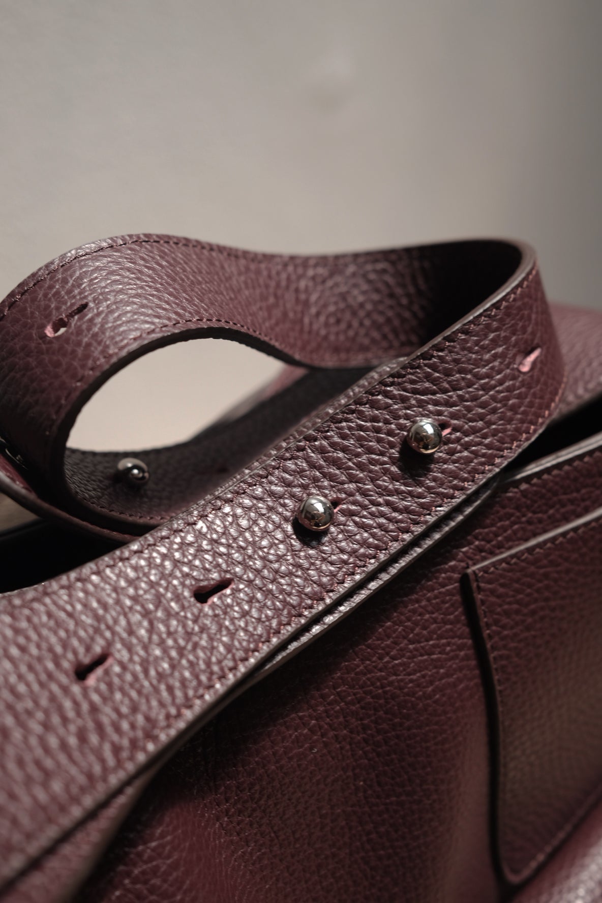 The 444 Carryall in Bordeaux