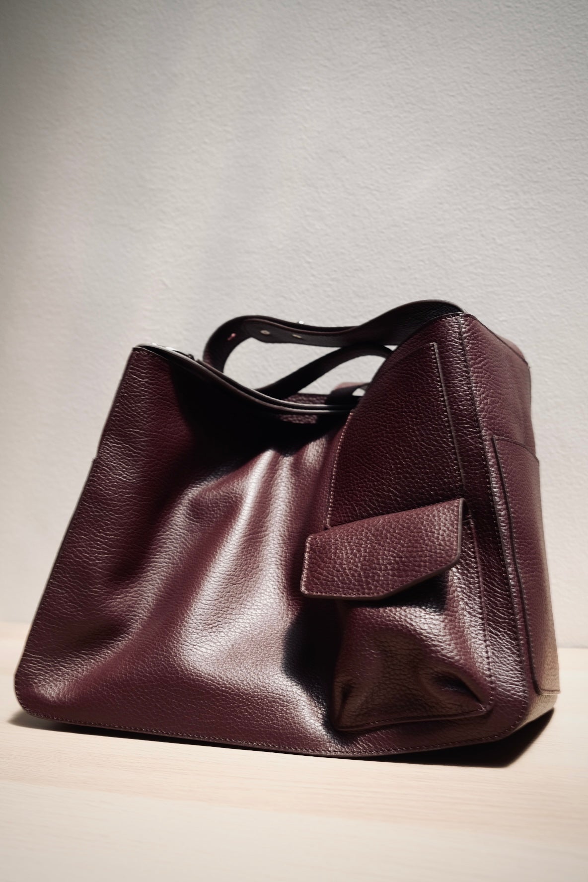 The 444 Carryall in Bordeaux