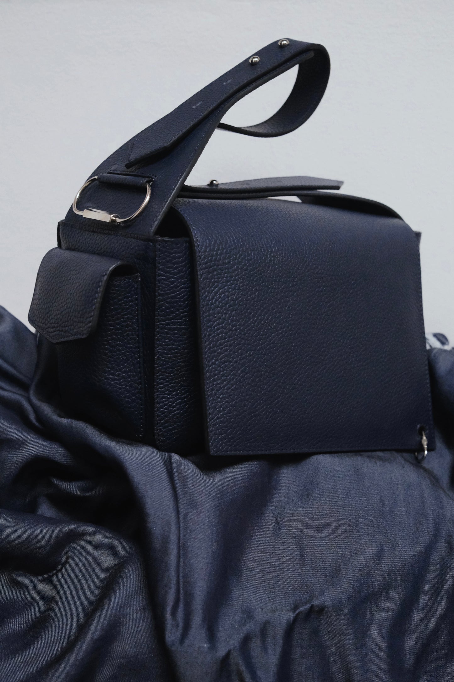 The Memory Bag in Oxford Blue