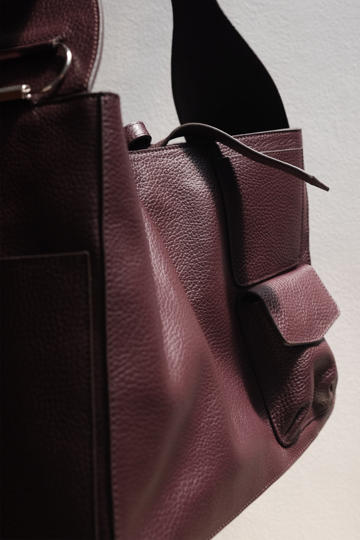 The 444 Carryall in Bordeaux