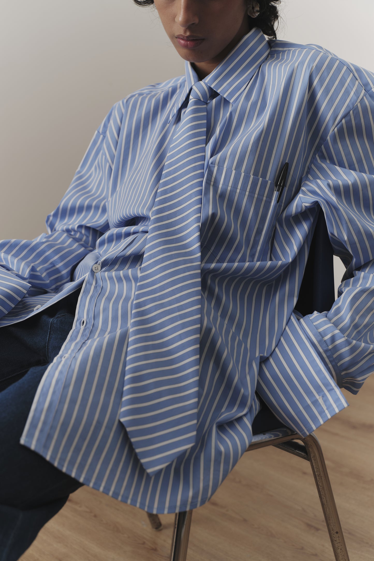 The R.E.D. long sleeve shirt in Steel Blue