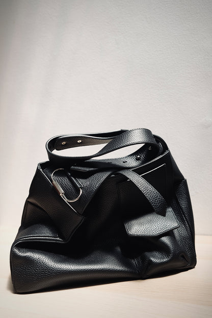The 444 Carryall in Ink