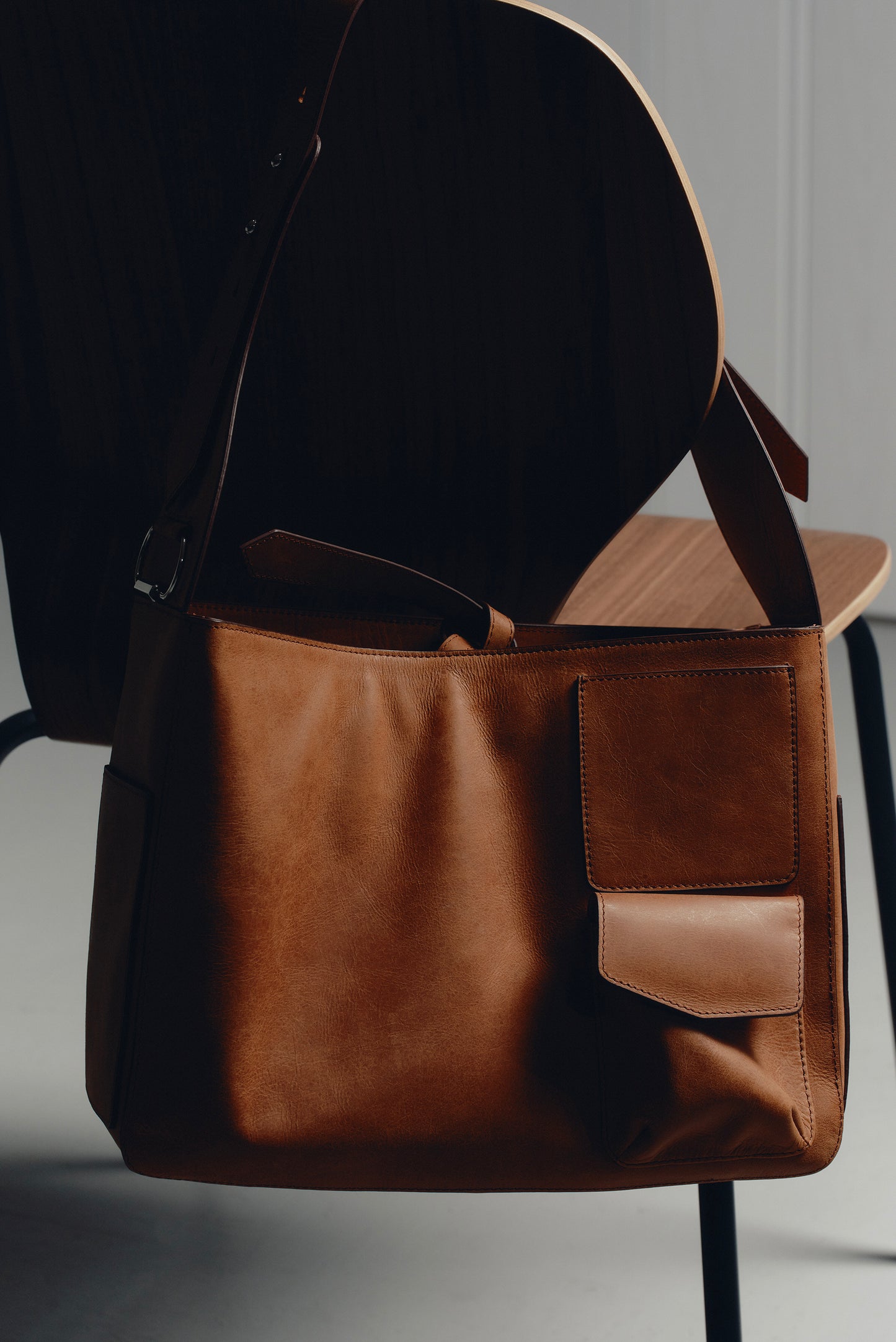 THE 444 CARRYALL in Cognac
