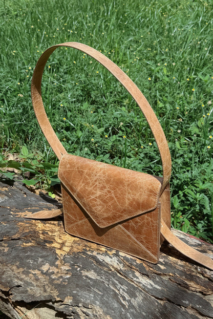 THE LETTER BAG in Biscuit