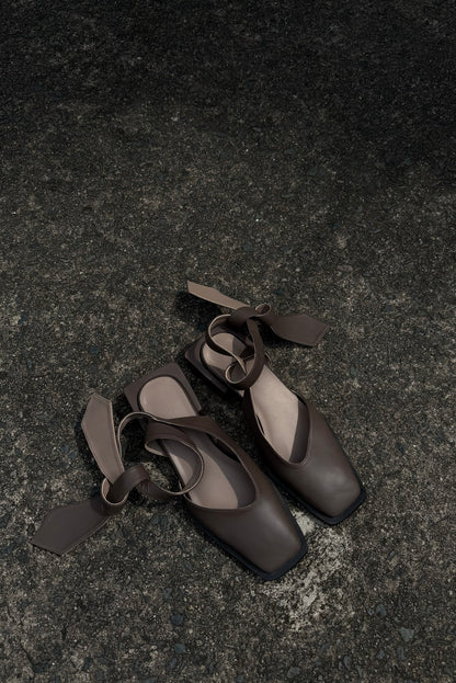THE TAB SLINGBACK in Cocoa