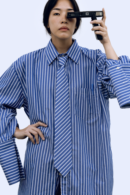 THE R.E.D. LONG SLEEVE SHIRT in Oxford Blue