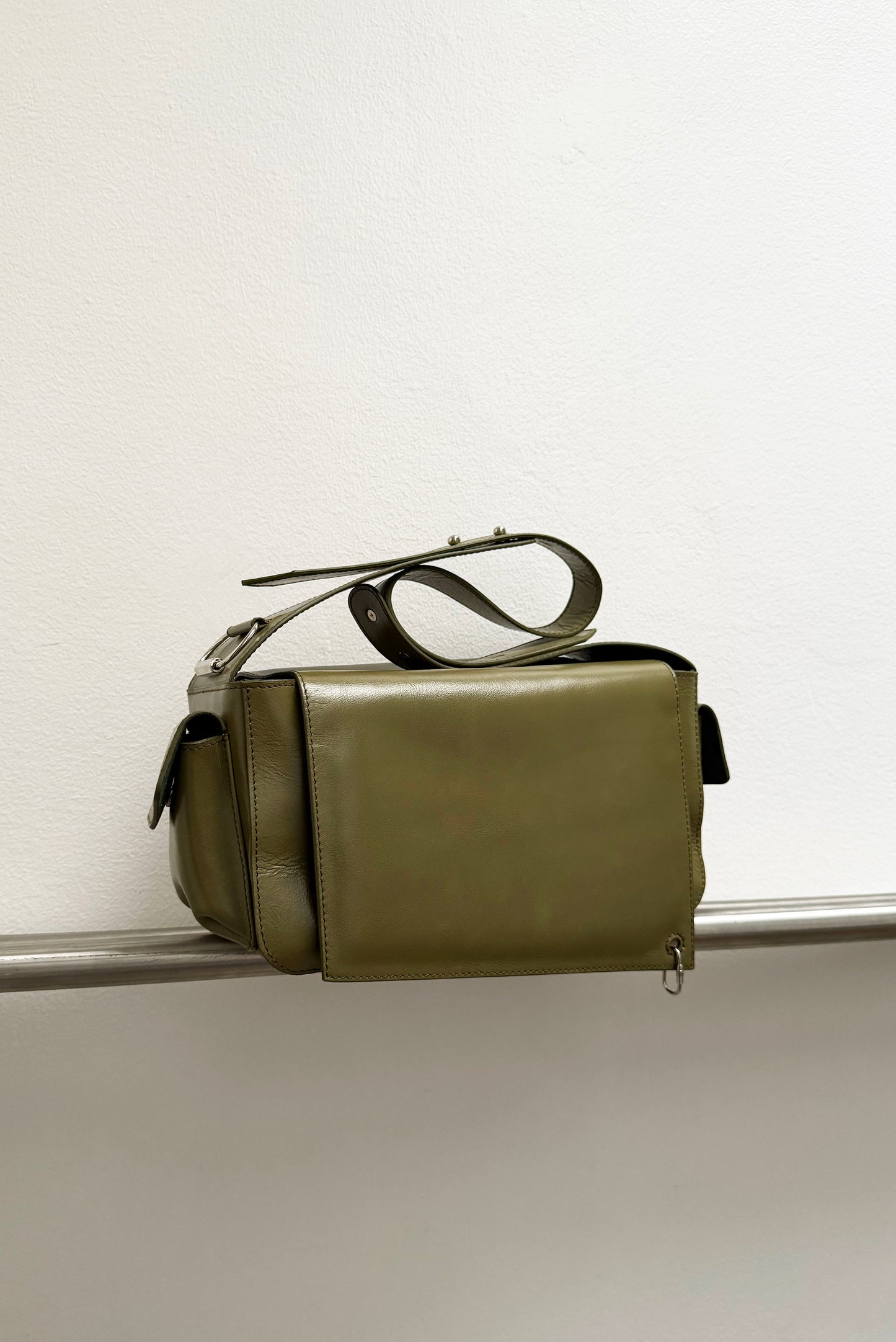 THE MEMORY BAG in Olive