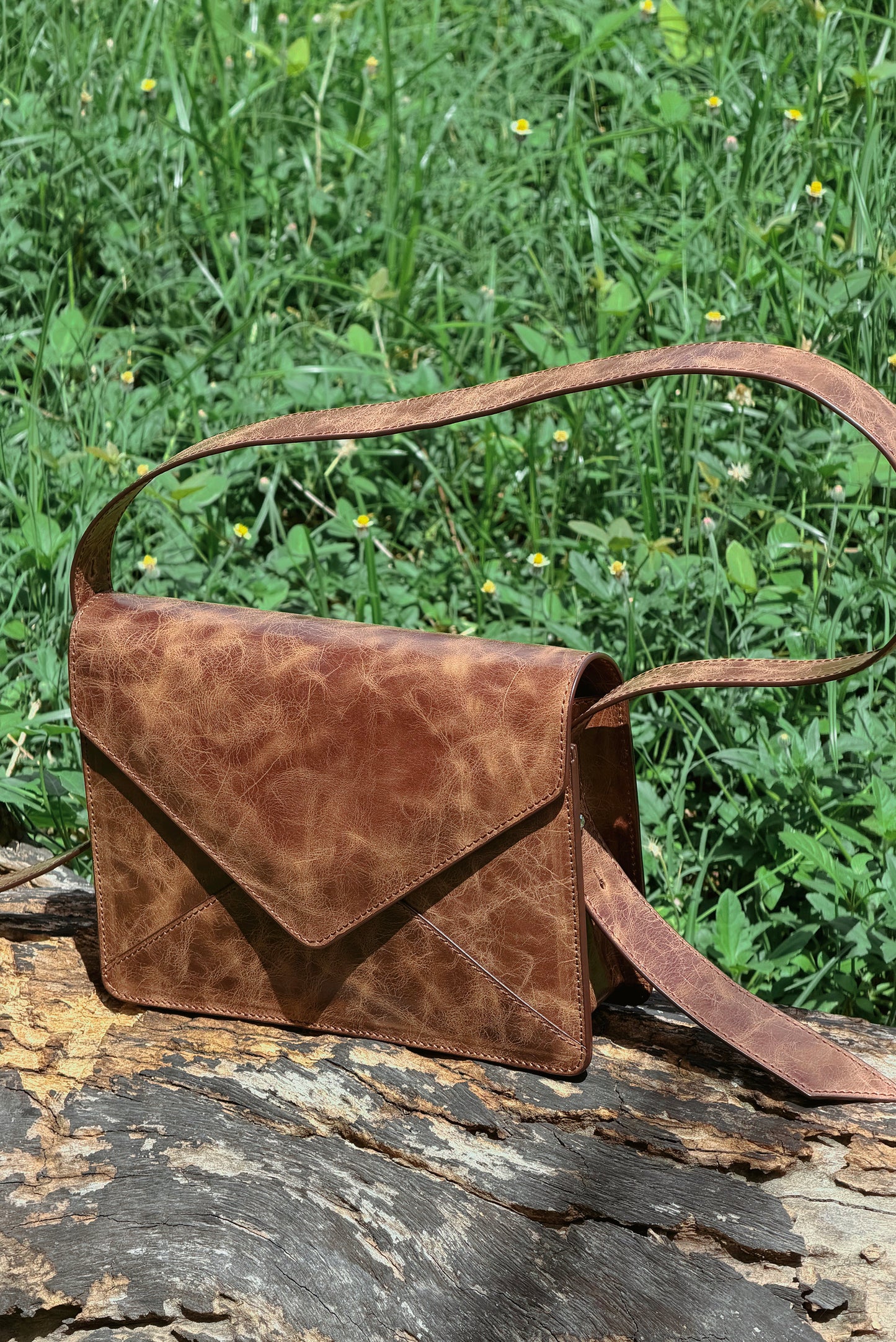 THE LETTER BAG in Sepia
