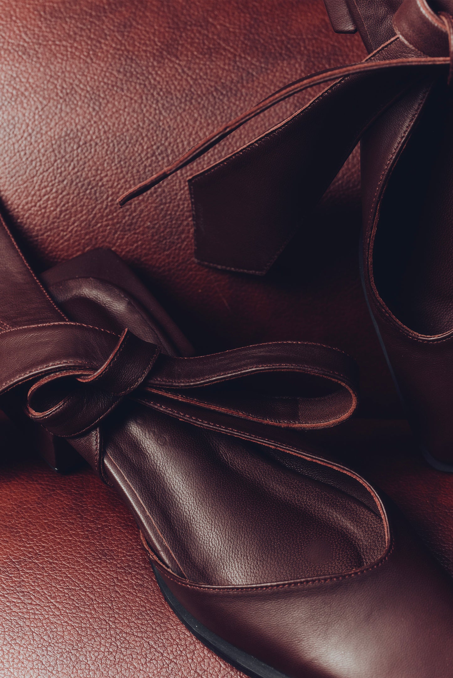 THE TAB SLINGBACK in Bordeaux